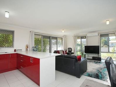 40A Cohuna Dr, Armadale WA 6112