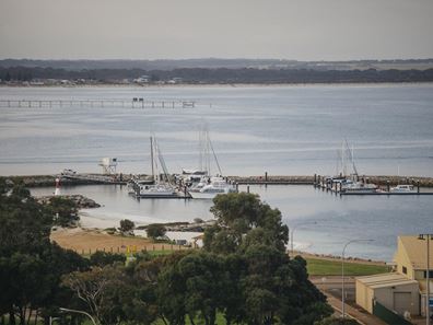 3 Moran Place, West Beach WA 6450
