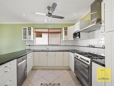 29 Amberley Way, Hamilton Hill WA 6163