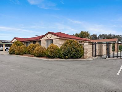 9/11 Apley Street, Maddington WA 6109