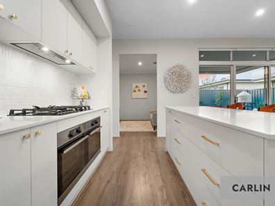 15 Ludisia Grange, Treeby WA 6164