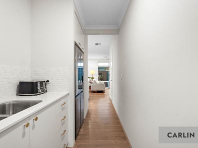 15 Ludisia Grange, Treeby WA 6164