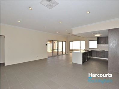 2/45 Harrison Street, Rockingham WA 6168