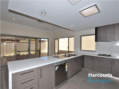 2/45 Harrison Street, Rockingham WA 6168