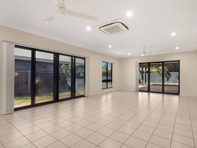 26 Kingfisher Way, Nickol WA 6714
