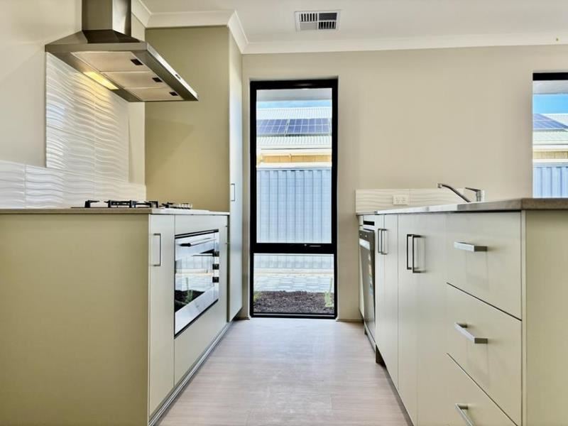 23 Killarney Street, Yanchep WA 6035