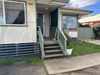 9 Beeck Street, Katanning WA 6317