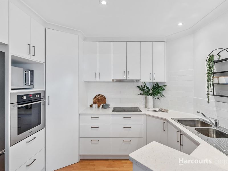 4/41 Calais Road, Scarborough WA 6019