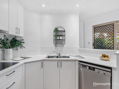 4/41 Calais Road, Scarborough WA 6019