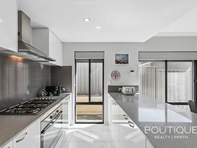 5A Hadley Place, Karrinyup WA 6018