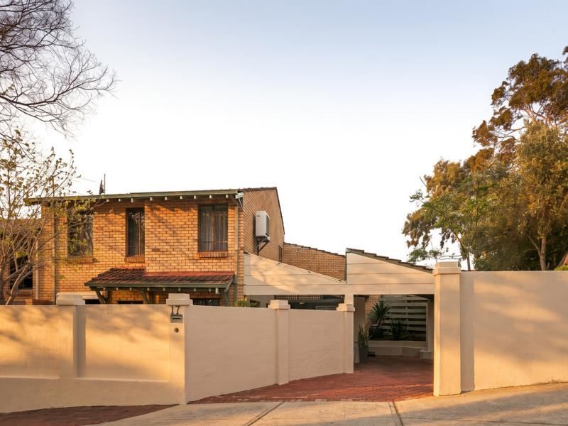 17 Bowman Street, Shenton Park WA 6008