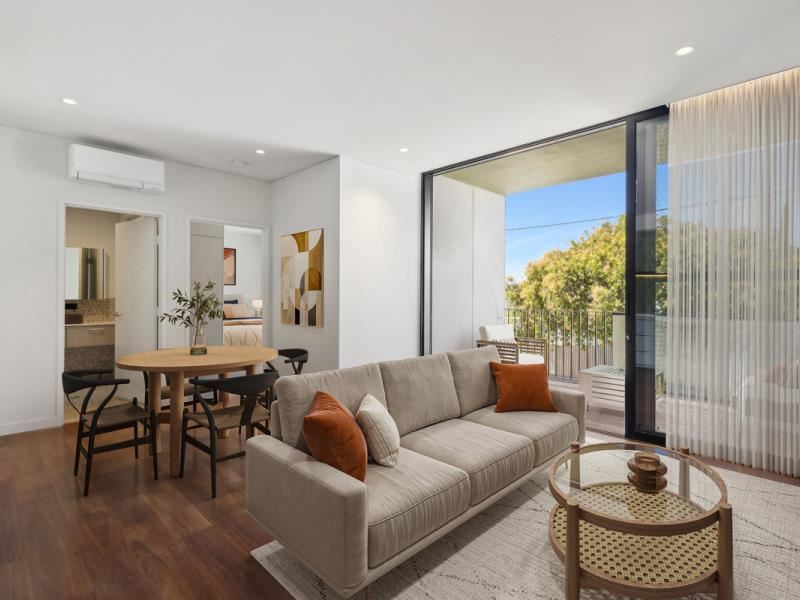 2/1B White Street, North Fremantle WA 6159