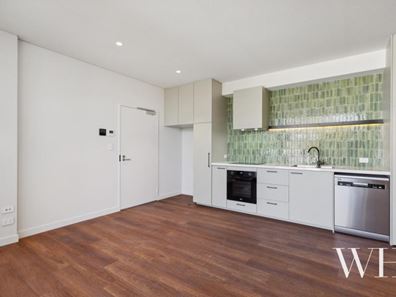 2/1B White Street, North Fremantle WA 6159