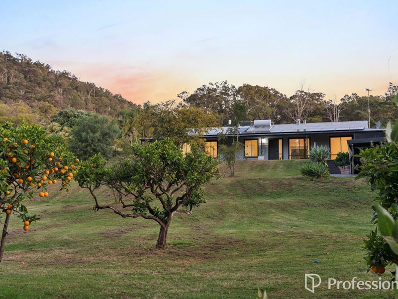 92 Falls Road, Serpentine WA 6125
