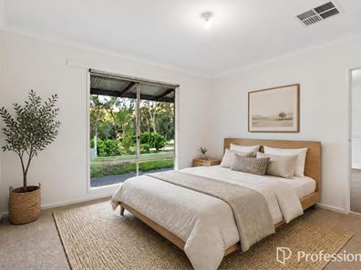 92 Falls Road, Serpentine WA 6125