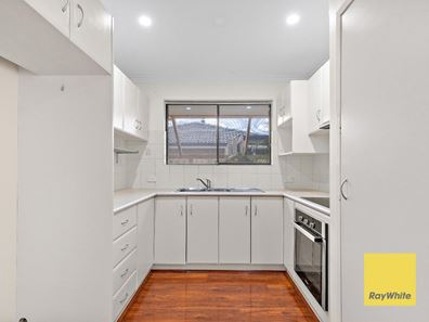 4 Gaze Court, Thornlie WA 6108