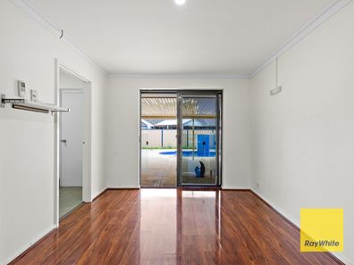 4 Gaze Court, Thornlie WA 6108