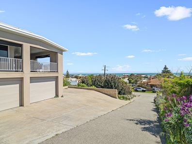 19 Selene Way, San Remo WA 6210