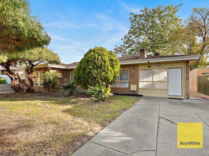 15 Mereworth Road, Thornlie WA 6108