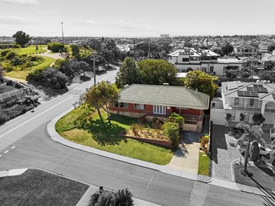 2 Fairview Street, Coogee WA 6166