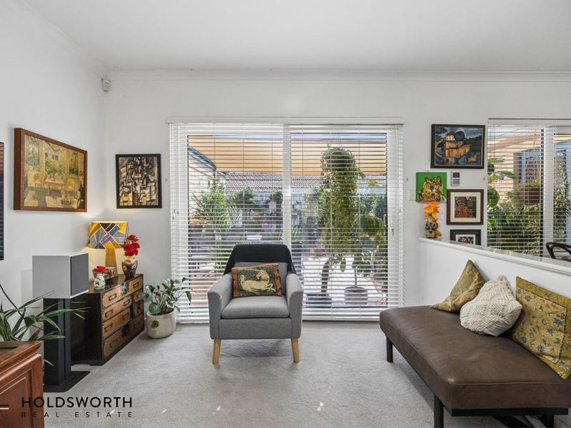 2/28 Daley Street, Yokine WA 6060