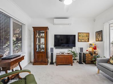 2/28 Daley Street, Yokine WA 6060