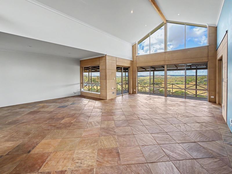 321 Nanson-Howatharra Road, Nanson WA 6532