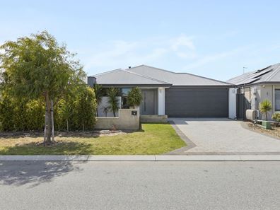 18 Underclub Road, Yanchep WA 6035