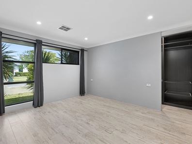 18 Underclub Road, Yanchep WA 6035