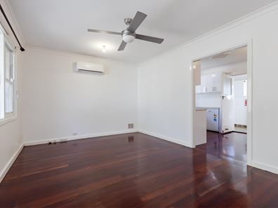 4 Bolton Way, Orelia WA 6167
