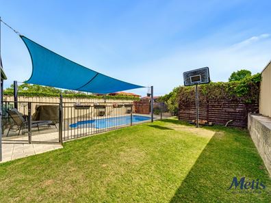45A Davy Street, Alfred Cove WA 6154