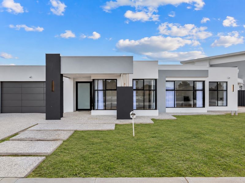 47 Cherry Drive, Treeby WA 6164