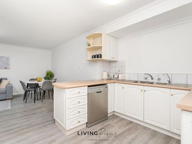 Room/3  19 Grose Way, Noranda WA 6062
