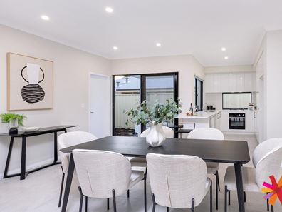 2/81 Walanna Drive, Karawara WA 6152