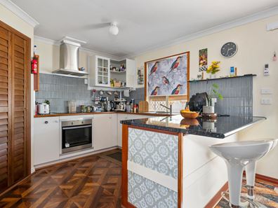 1/289 Burt Street, Victory Heights WA 6432