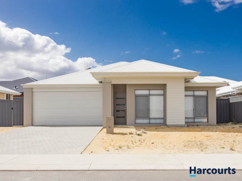 38 Gippsland Parade, Champion Lakes WA 6111