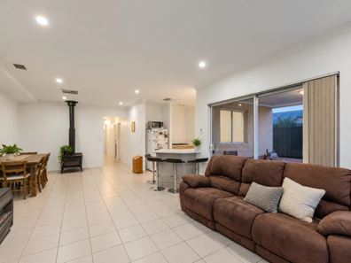 80 Markwell Avenue, Haynes WA 6112