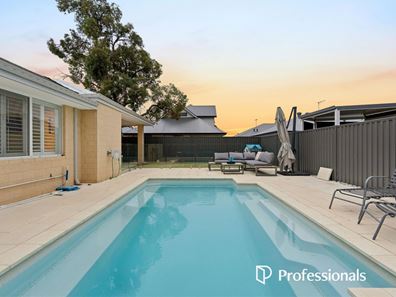 14 Lychee Way, Maida Vale WA 6057