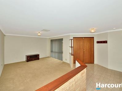 6 Matlock Place, Dudley Park WA 6210