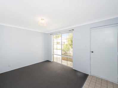 7/11 Bell Street, Rockingham WA 6168