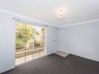 7/11 Bell Street, Rockingham WA 6168