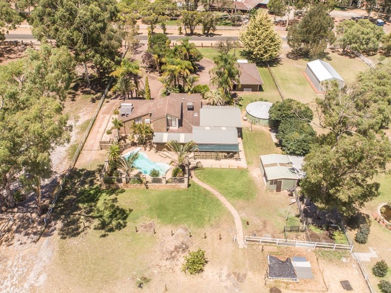 65 Craghill Way, Oakford WA 6121