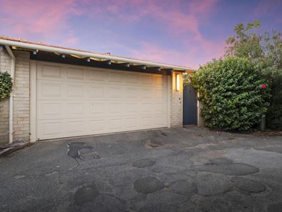 8/20 Queenslea Drive, Claremont WA 6010