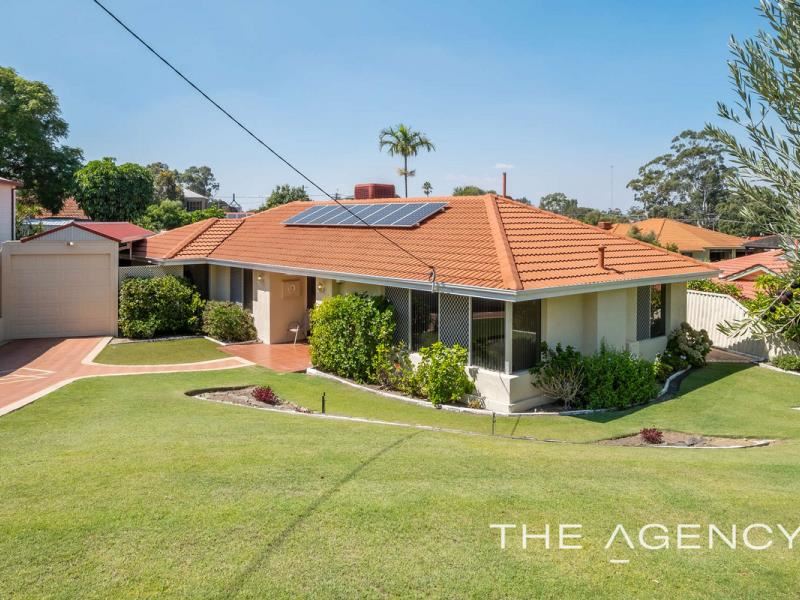 6 Parkway, Warwick WA 6024