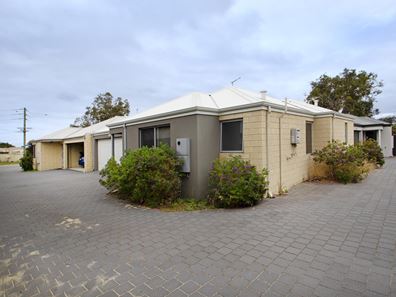 4/14 Compton Street, Balga WA 6061