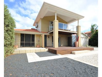 52 McLarty Road, Halls Head WA 6210