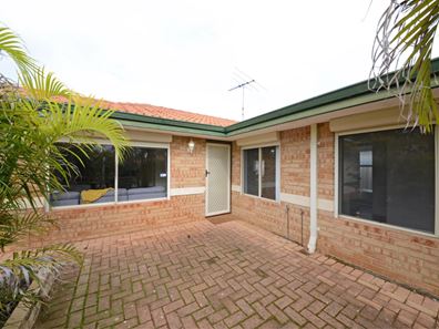 16 Elkington Mews, Clarkson WA 6030