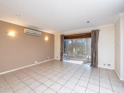 2 Barnes Court, Craigie WA 6025
