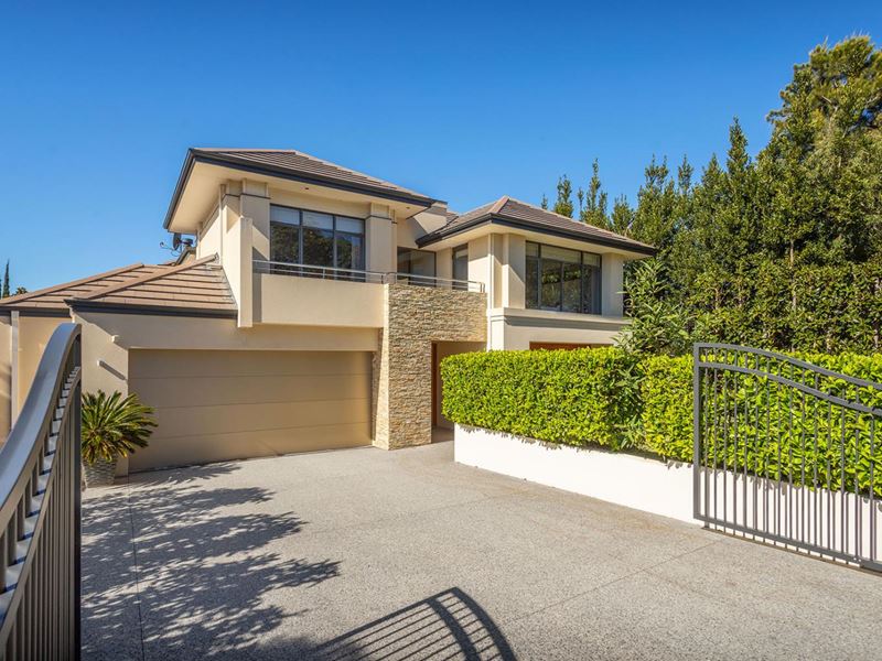 52 The Avenue, Nedlands