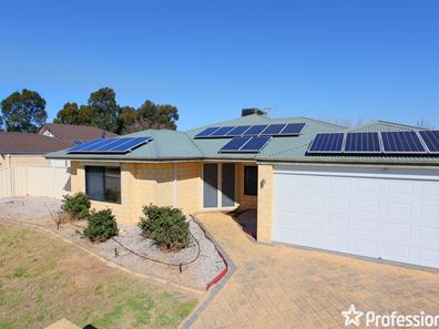6 Figtree Drive, Canning Vale WA 6155